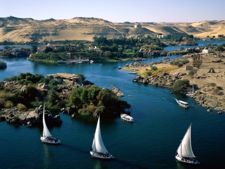 Aswan  transport 