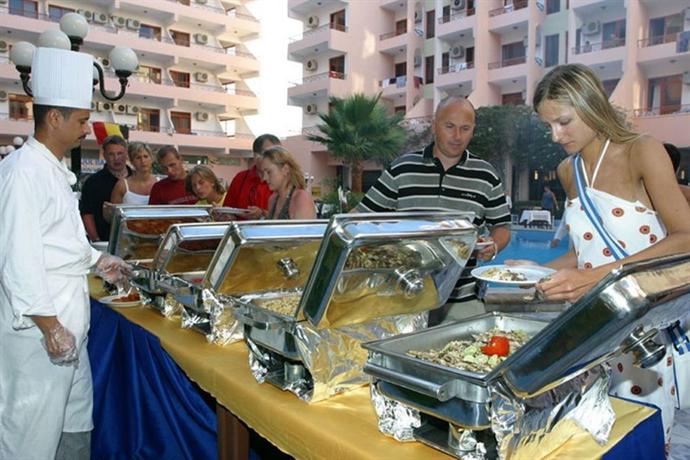 Triton Empire Hotel
