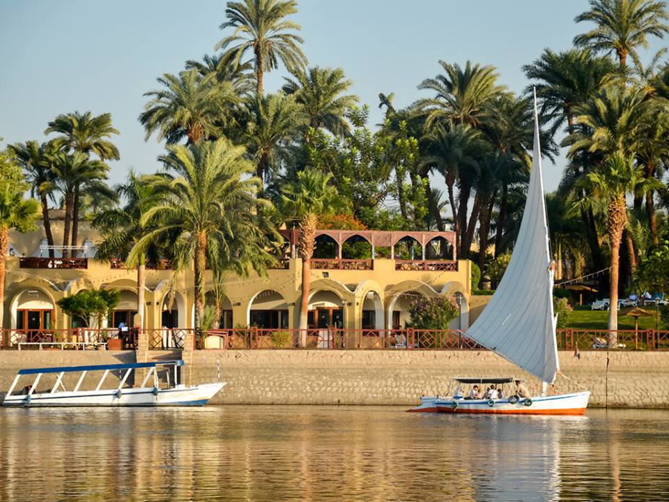 luxor over night 
